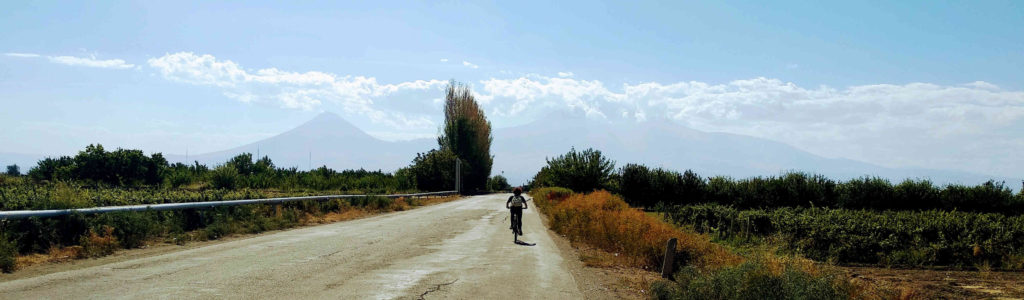 Road towards Khor Virap